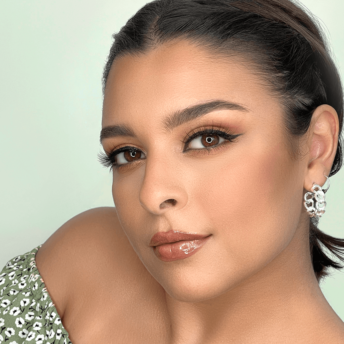 PALM vegan lashes for a beautiful extension effect - EYECHA